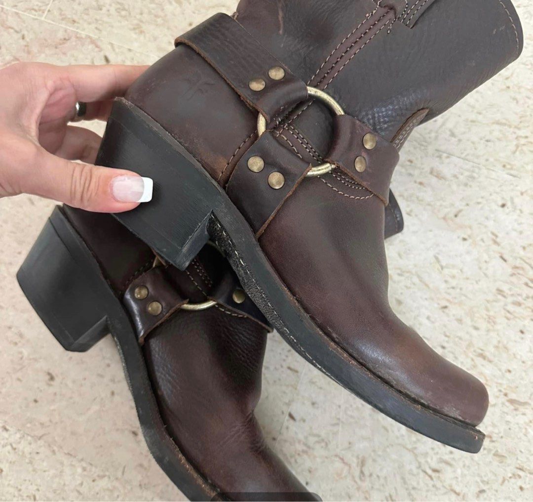 FRYE Distress CowboyWestern Brown Square Bouts Women size US 8