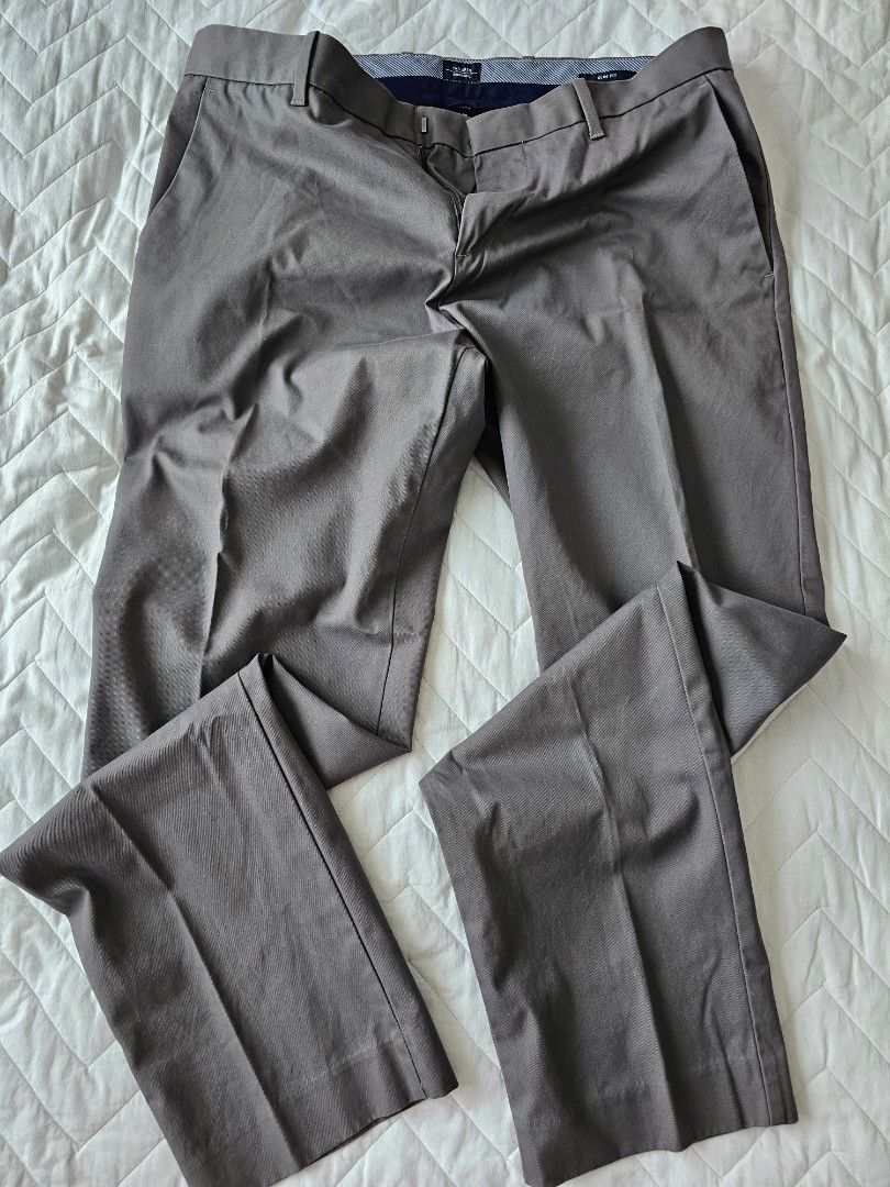 Gap Khakis slim fit pants Men s Fashion Bottoms Trousers on