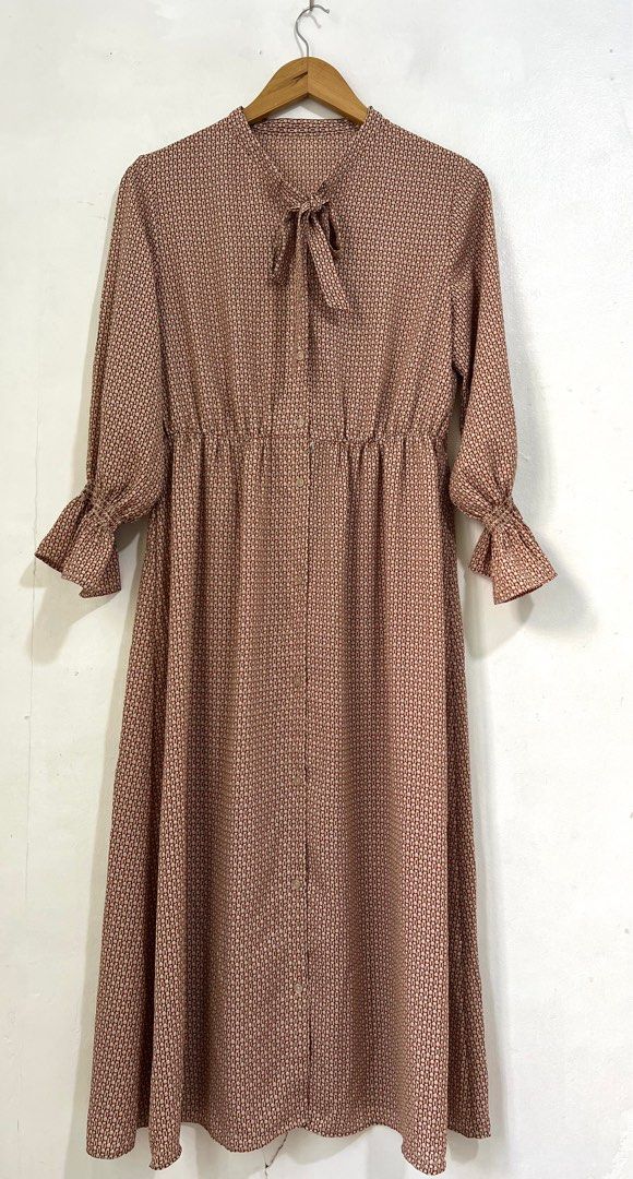 GU by UNIQLO mock dresd, Women's Fashion, Dresses & Sets, Dresses on  Carousell