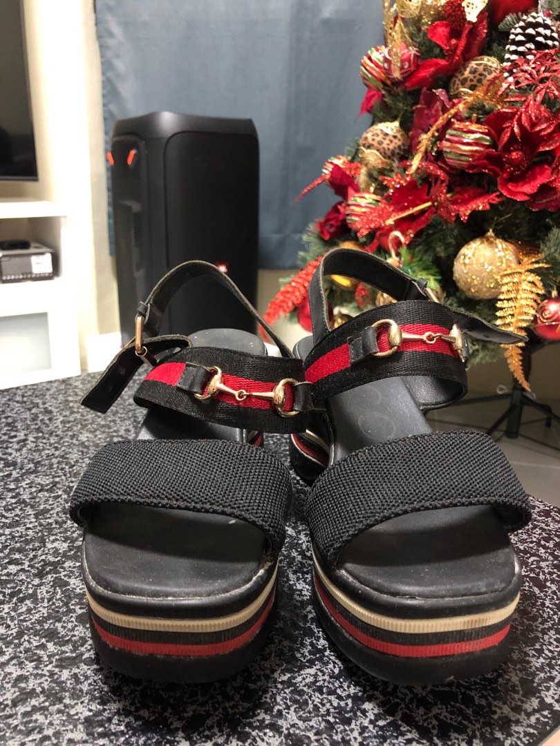 Gucci Wedge / Sandals, Women's Fashion, Footwear, Wedges on Carousell