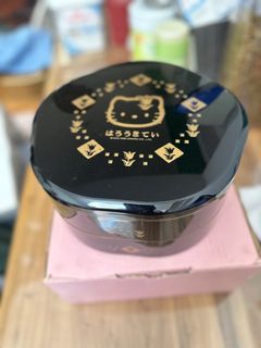 （分類：）位於 。 由 Bon.G 提交（商品編號 1253948151，圖片 1）。簡介： 。