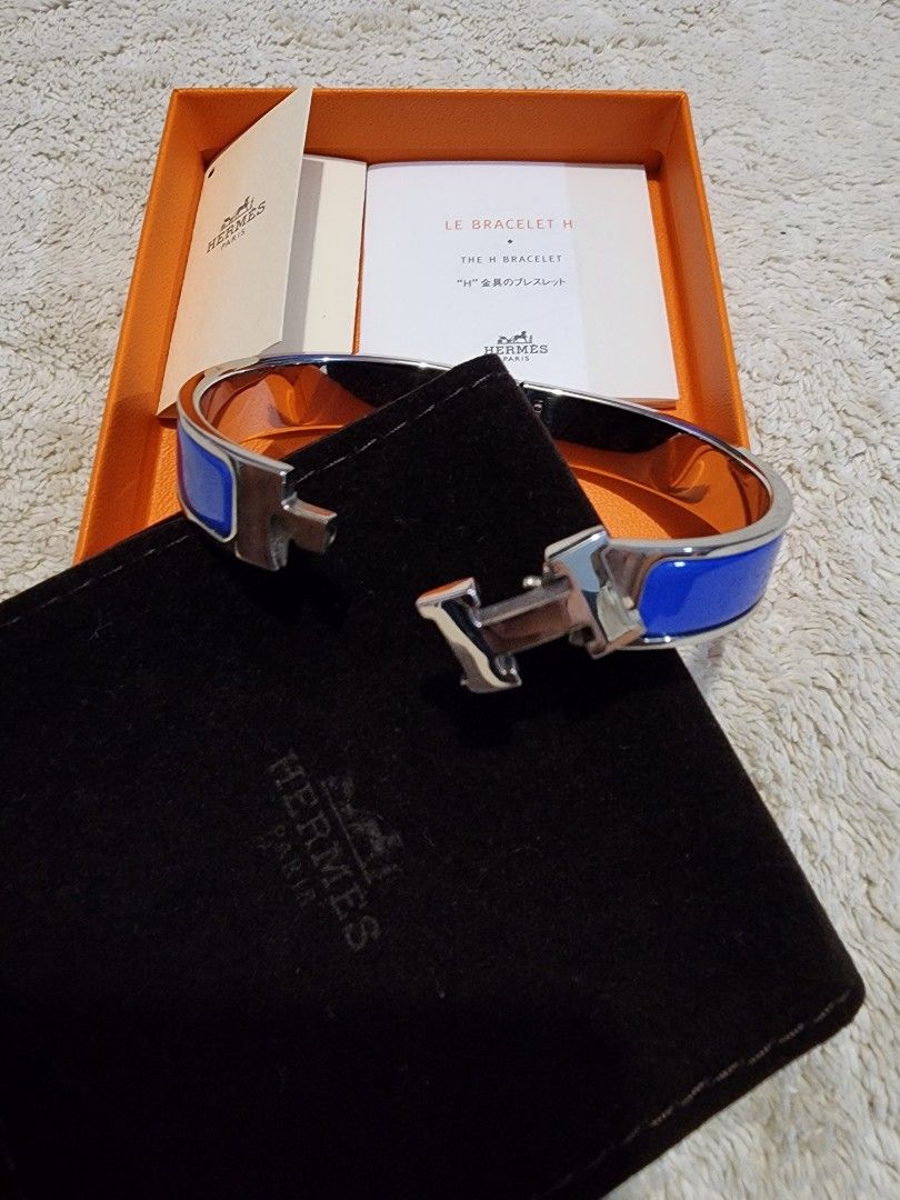 Authentic Hermes Clic H bangle (Category: Luxury Accessories) located in Mandaluyong City. Submitted by tof_reyes (Listing ID 1254002497, Image 1). Description: Bought in Japan. Feel free to check the item in person..