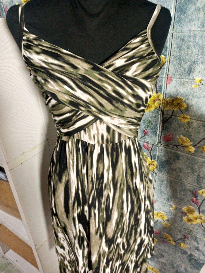 Jennifer Lopez Jlo Green Platerned A-Line Dress, Women&rsquo;s Fashion