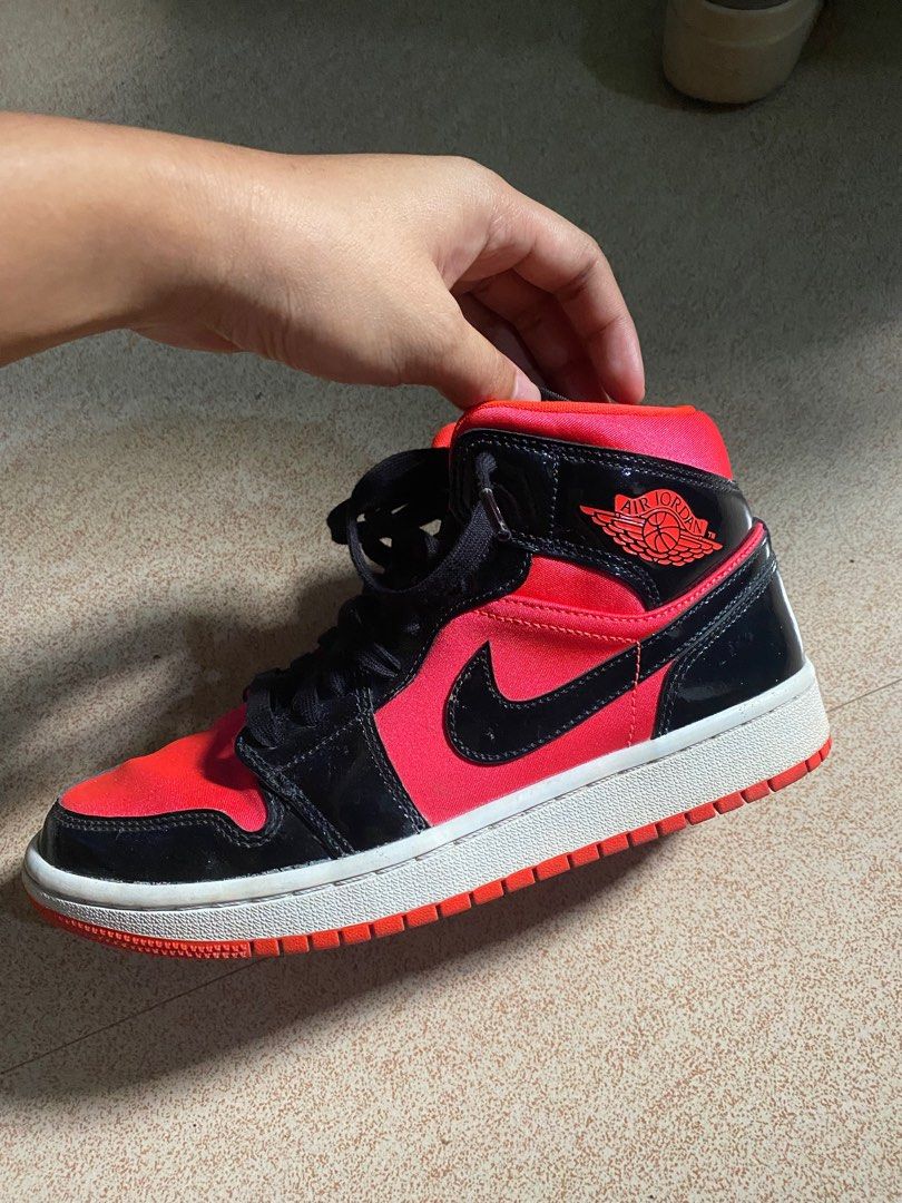 Jordan 1 bright crimson hotsell