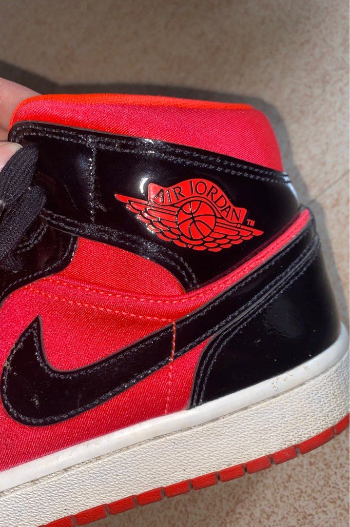 Jordan 1 outlet bright crimson