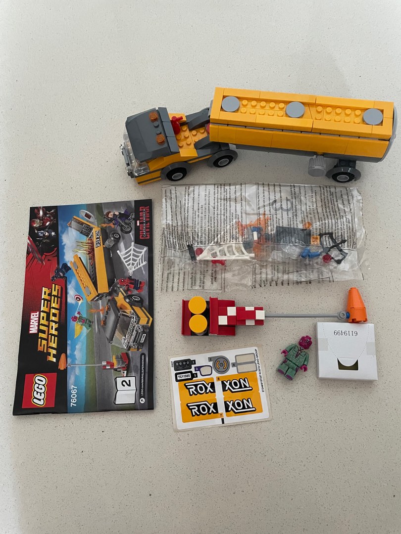 Lego Marvel 76067 Tanker Truck Takedown