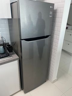 LG refrigerator