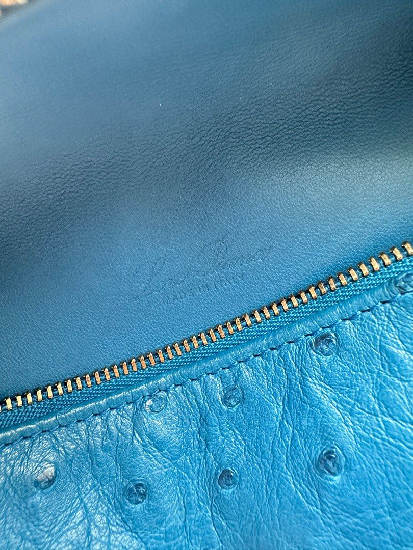 Loro piana extra pocket L19 aka subs of Kelly mini Loro piana bag, Women's  Fashion, Bags & Wallets, Cross-body Bags on Carousell