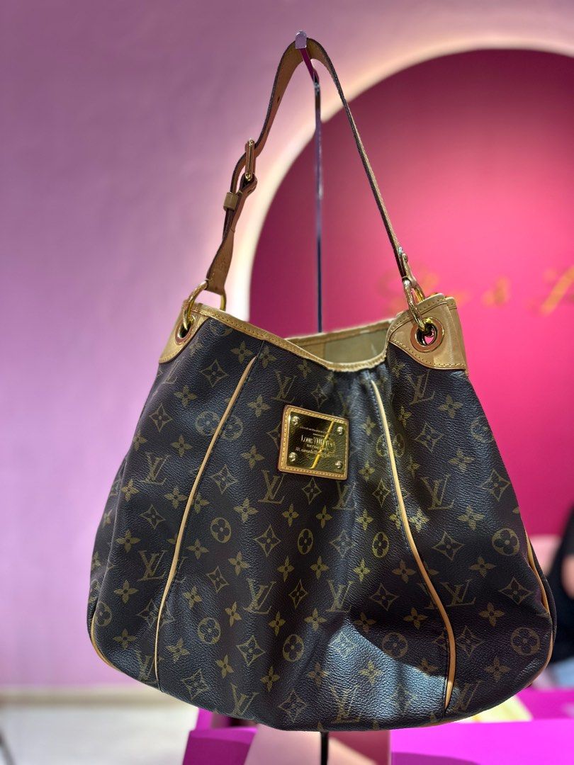 LV LOUIS VUITTON Galliera GM, Women's Fashion, Bags & Wallets, Shoulder Bags  on Carousell