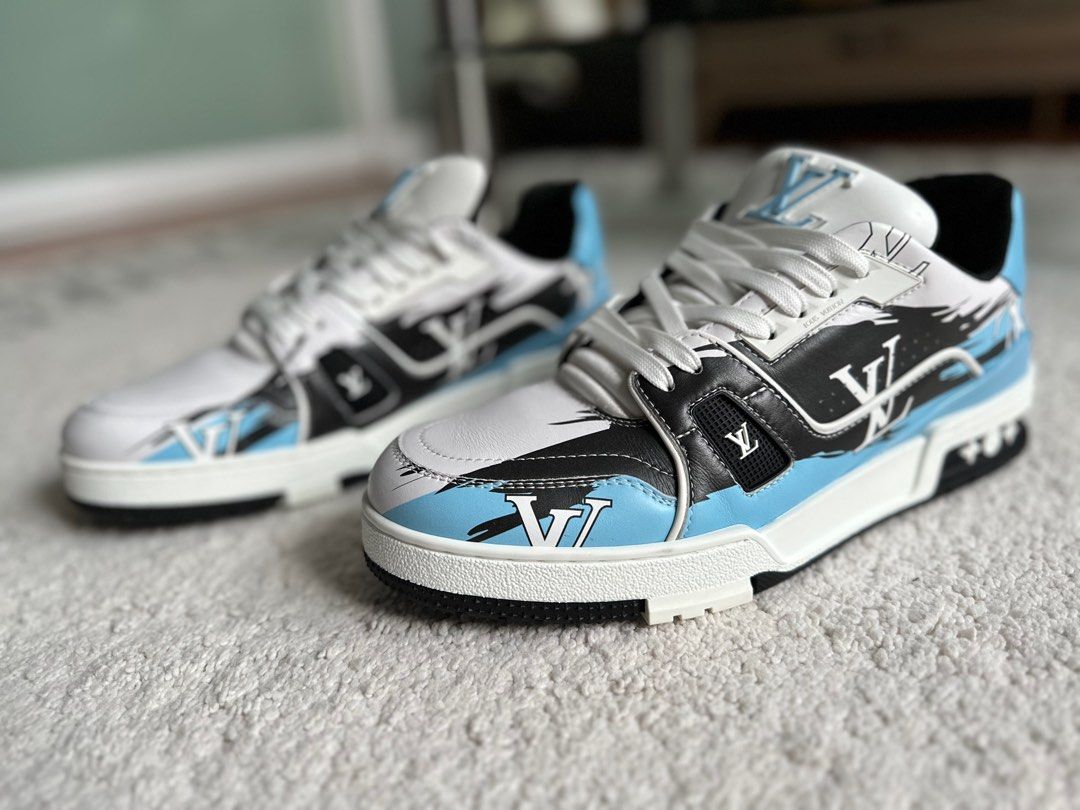 Lv trainer leather low trainers Louis Vuitton Blue size 43.5 EU in