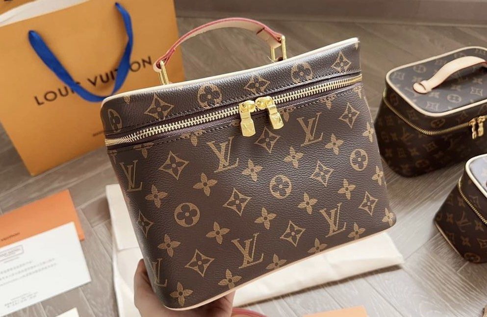 lv louis vuitton makeup box make up, Women's Fashion, Jewelry & Organisers,  Accessory holder, box & organisers on Carousell