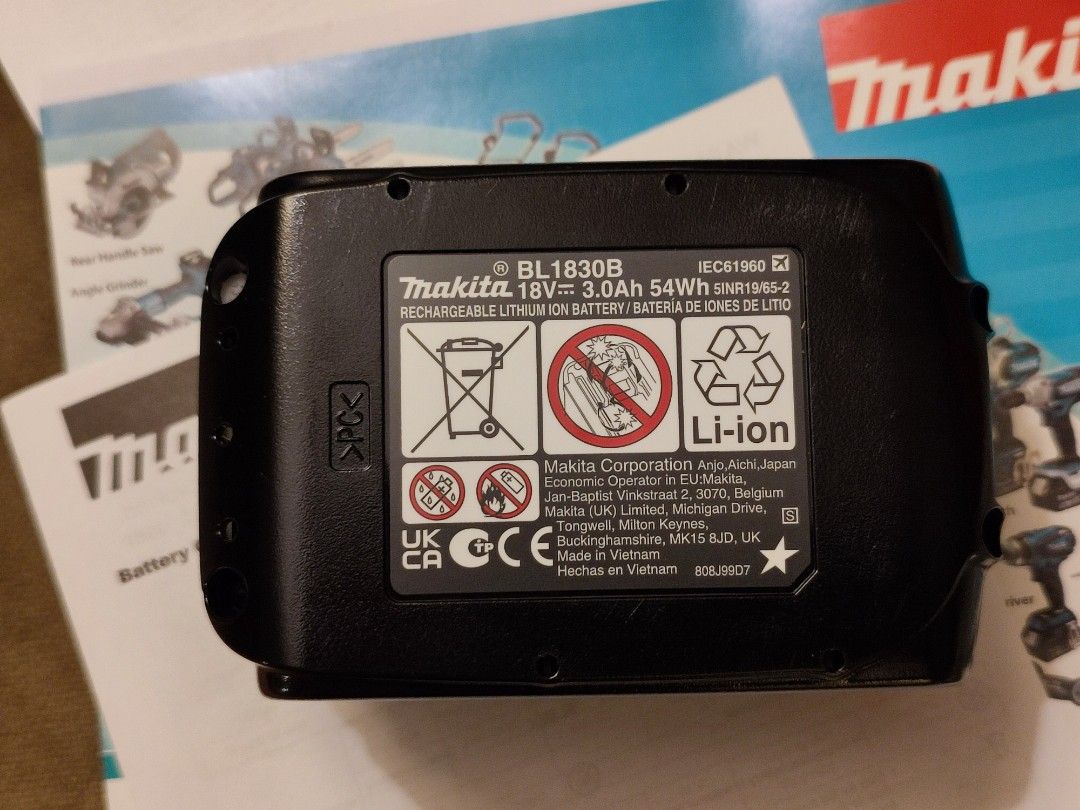 Dhp484sfe top