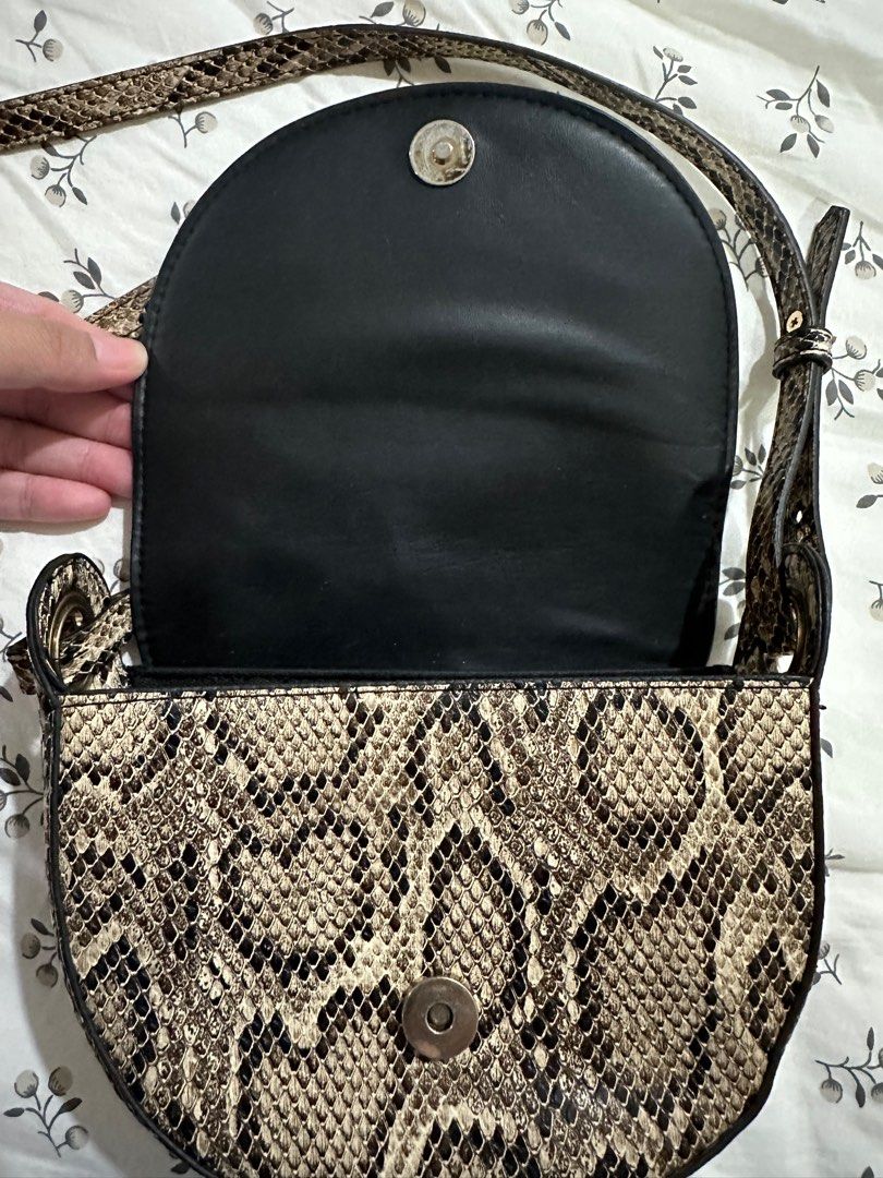 Mango Snake Skin Bag Women s Fashion Bags Wallets Cross body Bags on Carousell