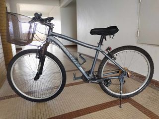 (Category: ) located in . Submitted by mpham (Listing ID 1253938536, Image 1). Description: .
