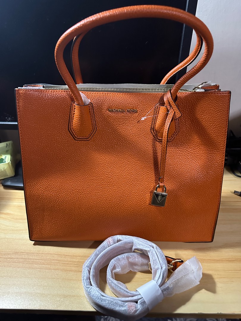 Mercer lg new arrivals conv tote