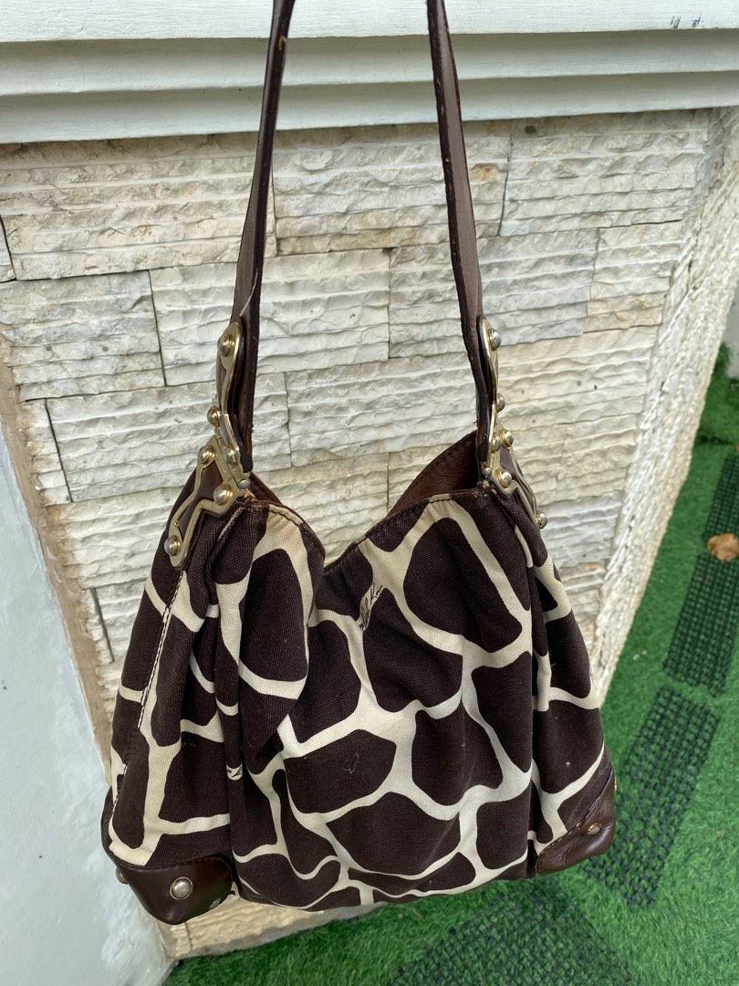 MK white giraffe print, Women's Fashion, Bags & Wallets, Shoulder Bags