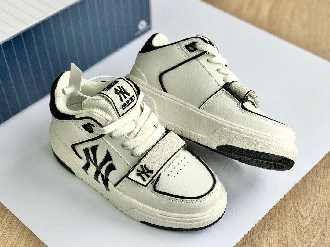 MLB, Shoes, Mlb Ny New York Yankees Sz 65 Bigball Chunky Tennis Shoes  Sneakers White