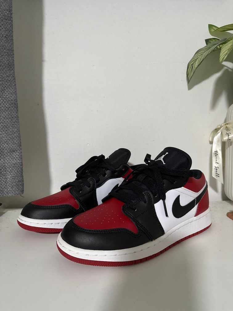 Red white and black air jordan 1 sales