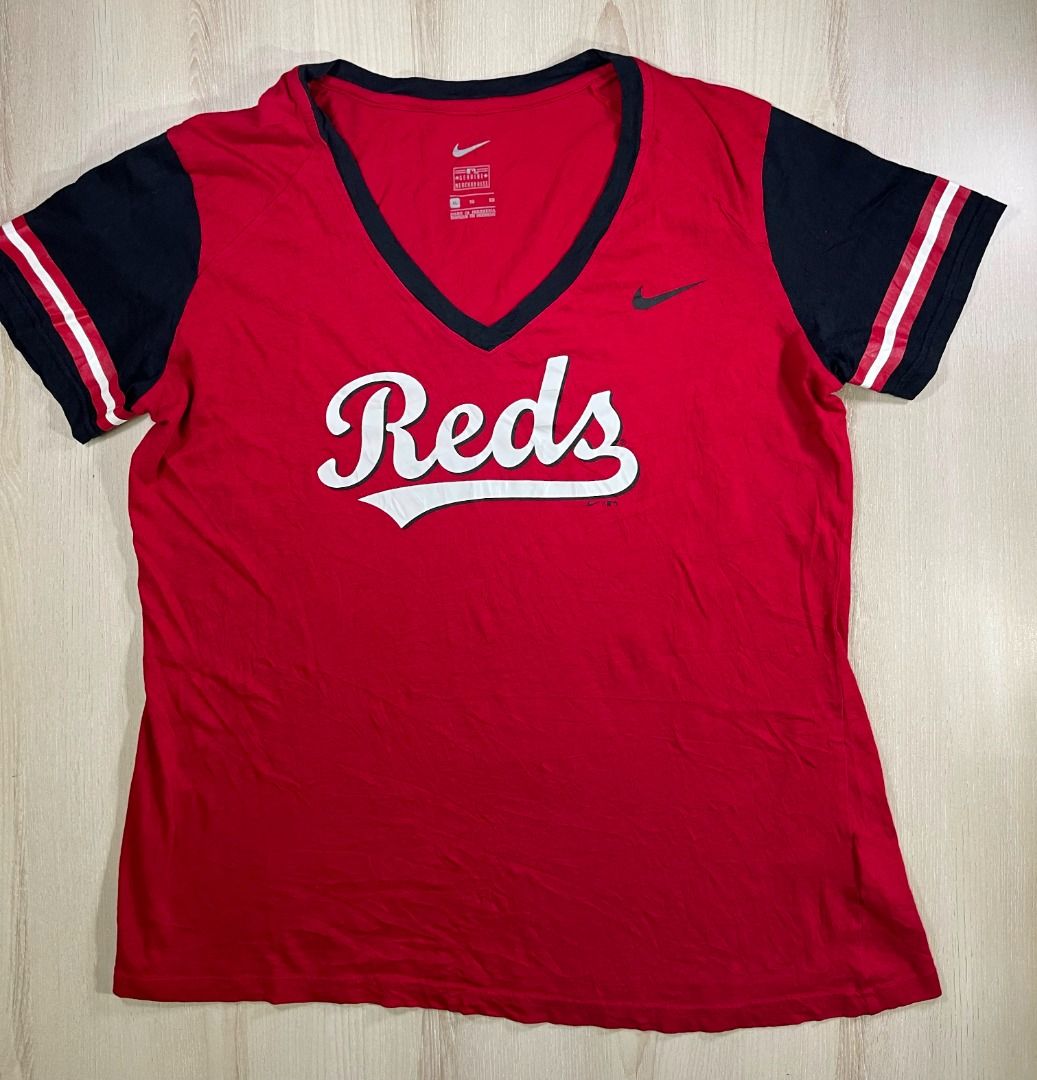 Nike Next Up (MLB Cincinnati Reds) Women's 3/4-Sleeve Top.