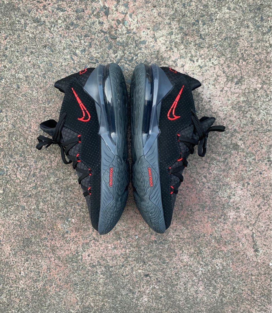 Lebron 17 hotsell low black