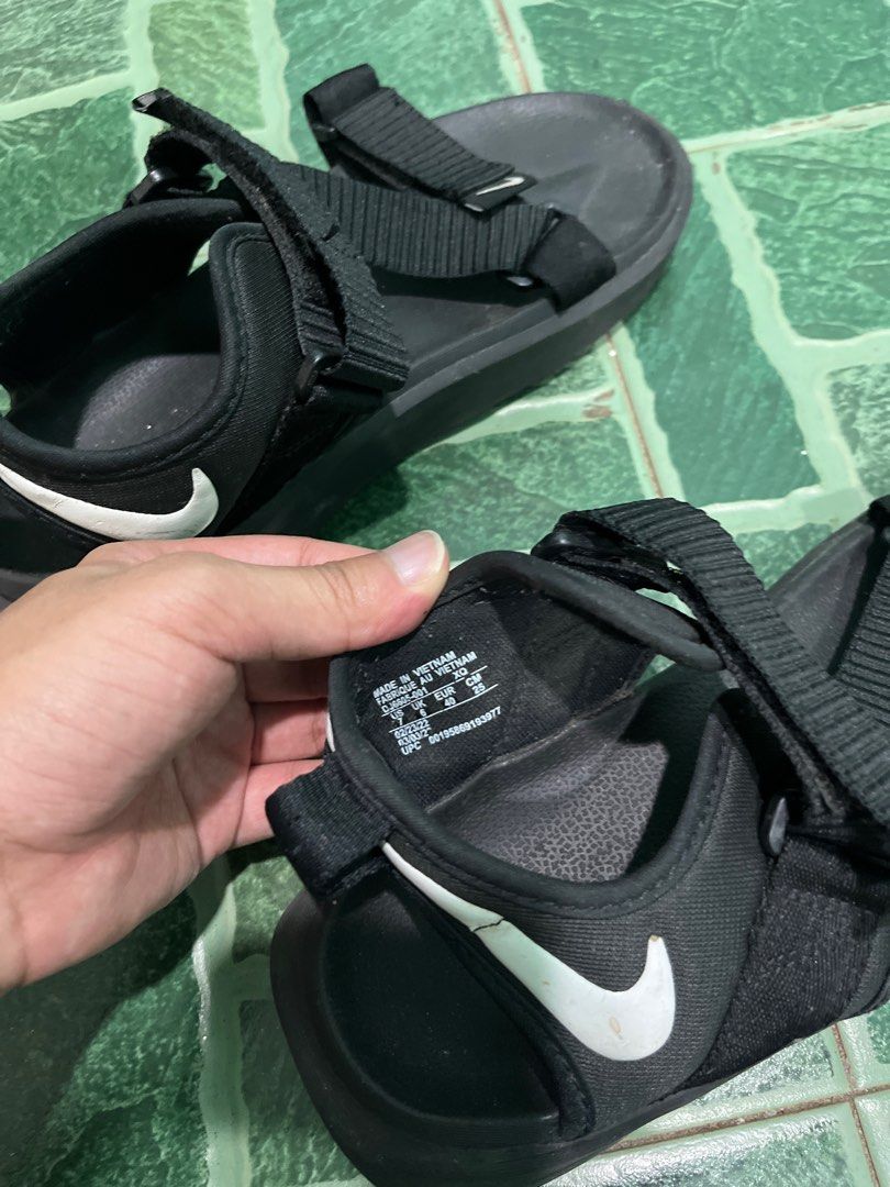 Nike walking sandals sale