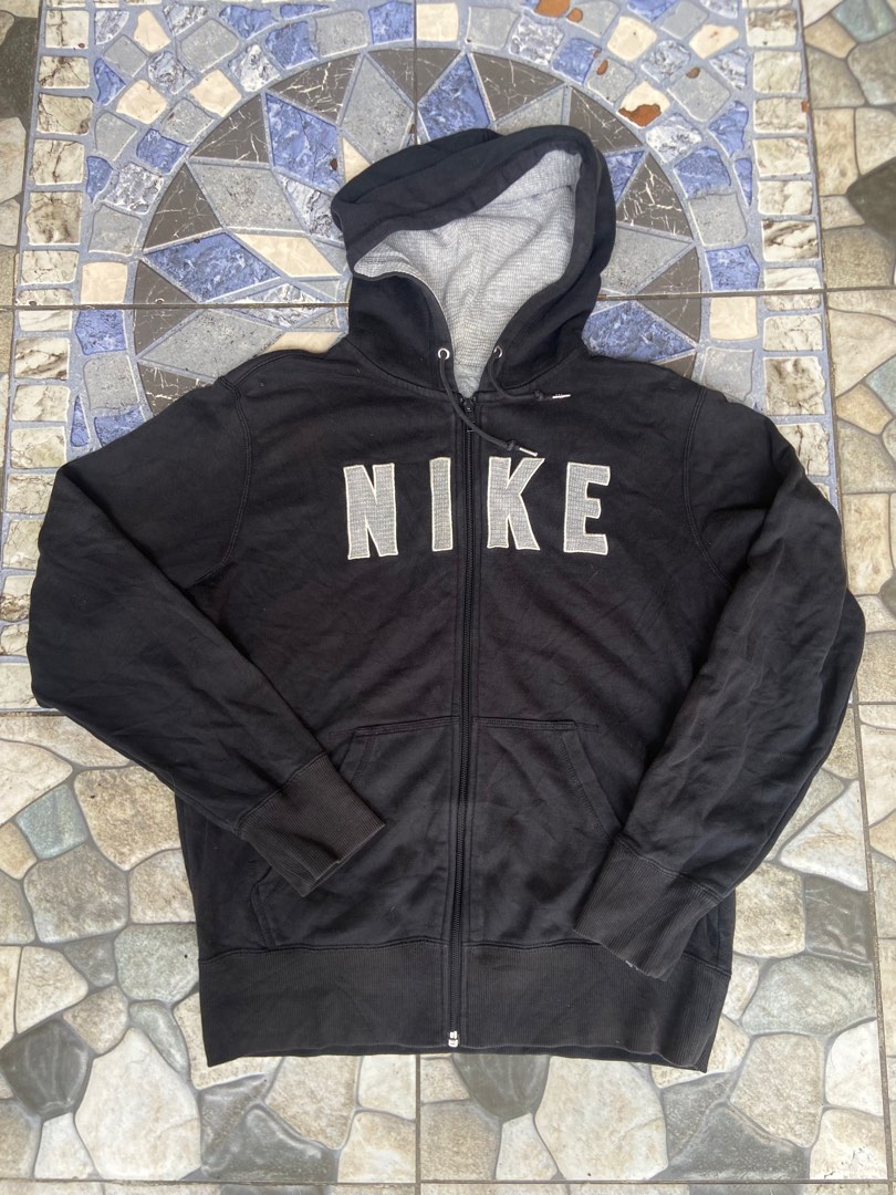 Nike Spell Out, Men's Fashion, Tops & Sets, Hoodies on Carousell