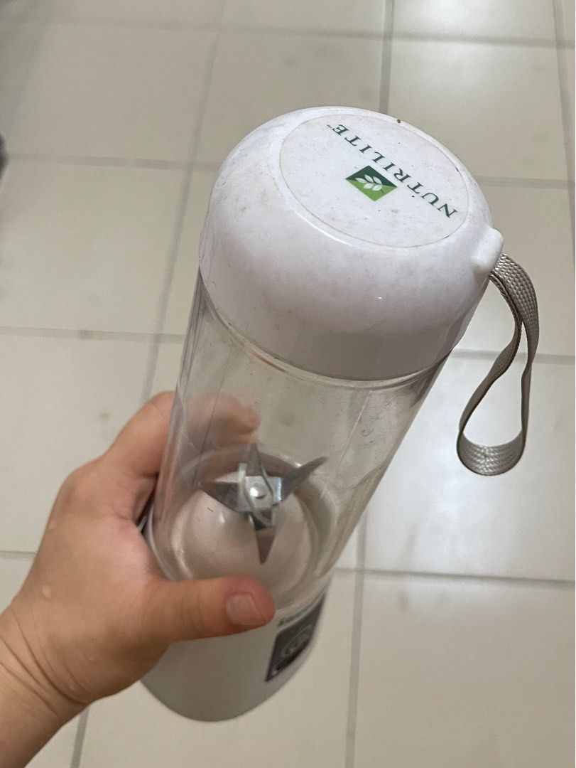 Nutrilite portable blender (Savourlife), TV & Home Appliances, Other