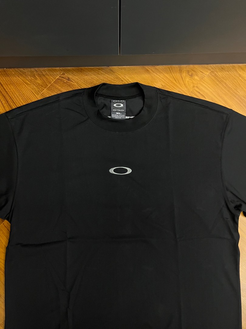 Oakley Embroidered Tee, Men's Fashion, Tops & Sets, Tshirts & Polo