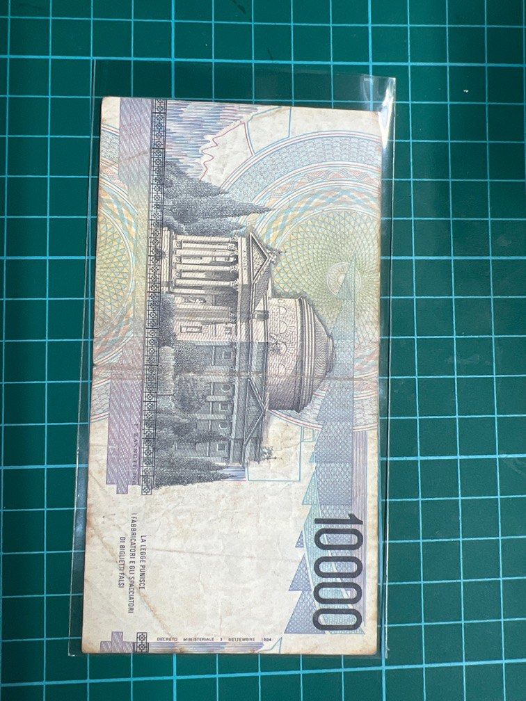 Old Notes (Category: Currency) located in Singapore. Submitted by jaydenlym22 (Listing ID 1254026244, Image 2). Description: 10000 lire diecimila italian note 1984 FC405198W.