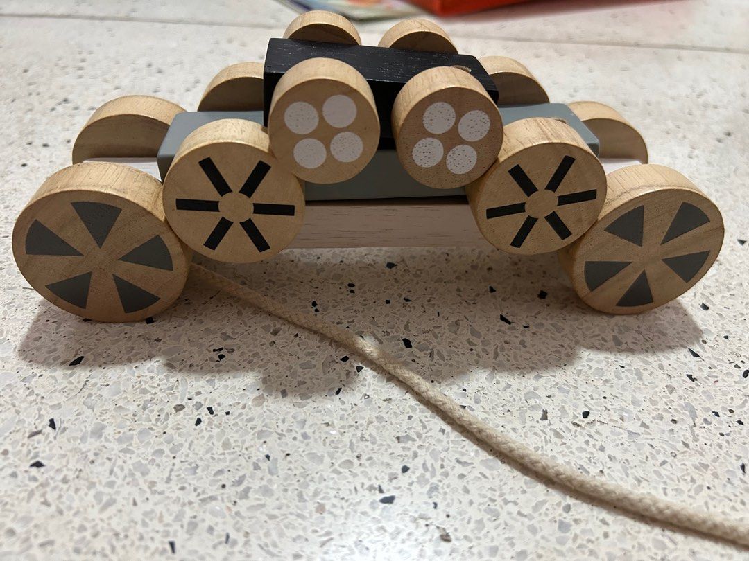Plan toys stacking wheels 2025