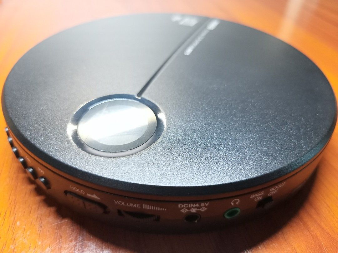Portable CD Player VERSOS VSM015 Discman Walkman JAPAN SURPLUS, Audio