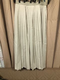 (Category: ) located in . Submitted by dvopreloved (Listing ID 1254053725, Image 1). Description: .