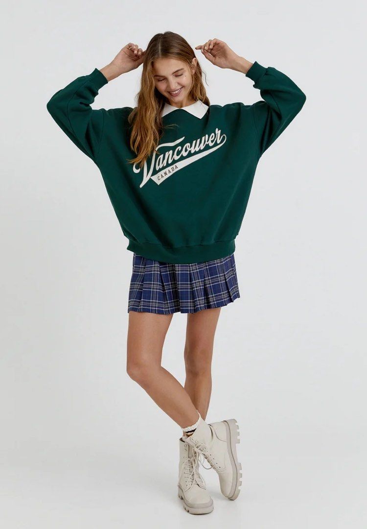 Pull Bear Vancouver Sweatshirt in Dark Green Women s Fashion