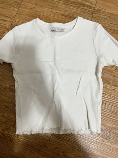 Pull&bear 短袖捲邊上衣