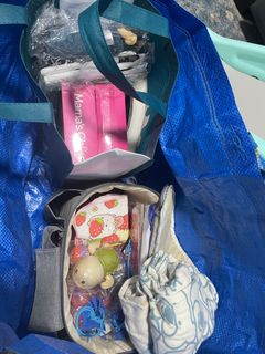 (Category: ) located in . Submitted by NayaCloset (Listing ID 1253984827, Image 1). Description: .