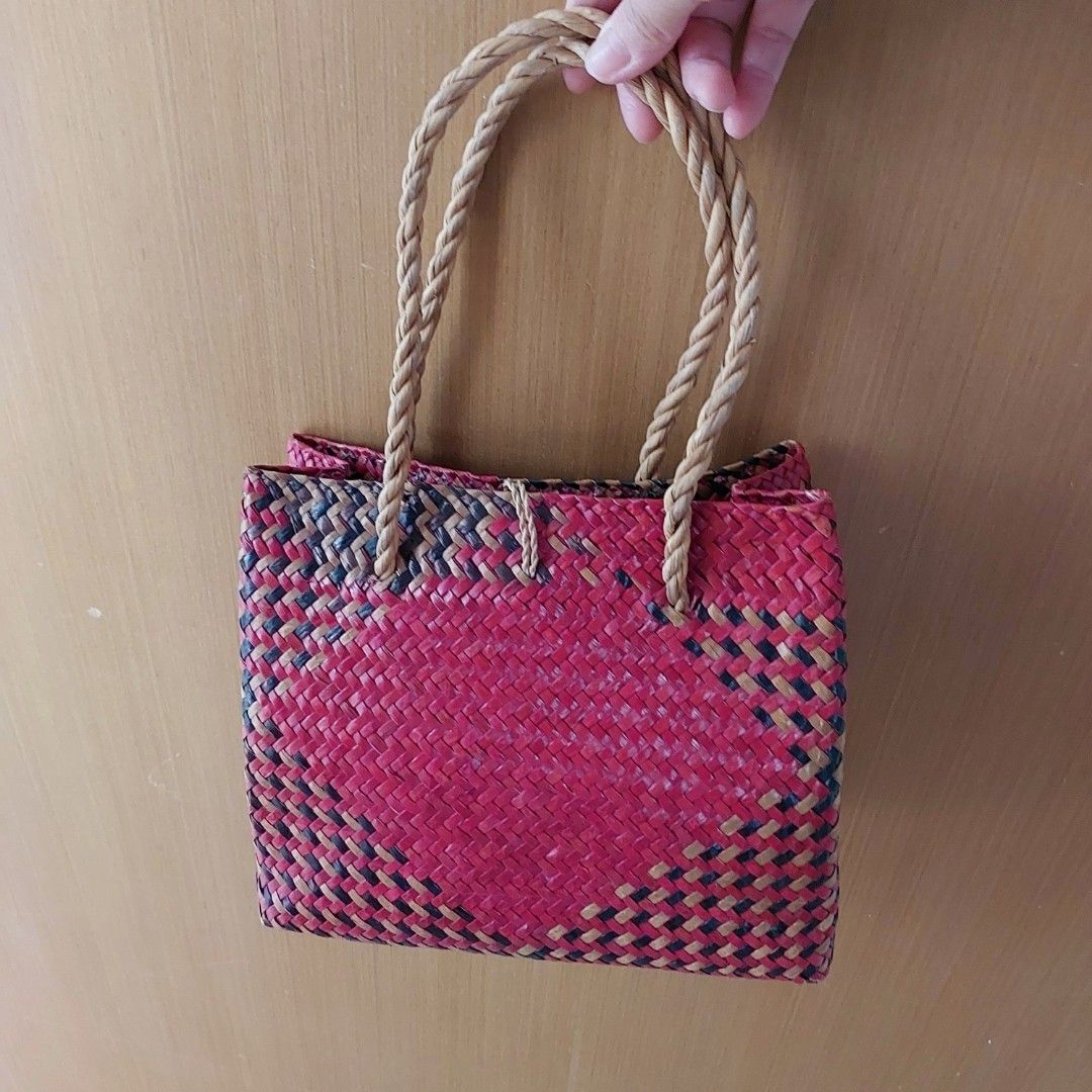 Rectangular Alpha Plastic Wire Basket Pink, Design/Pattern: Normal Knot  Design, Size: Medium at Rs 499 in Coimbatore