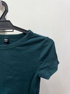 (Category: ) located in . Submitted by wardrobemeletop (Listing ID 1253950759, Image 1). Description: .