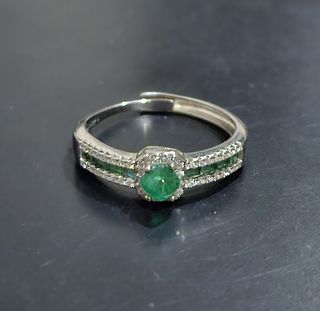 S925 Emerald Stone Point Cut Ring