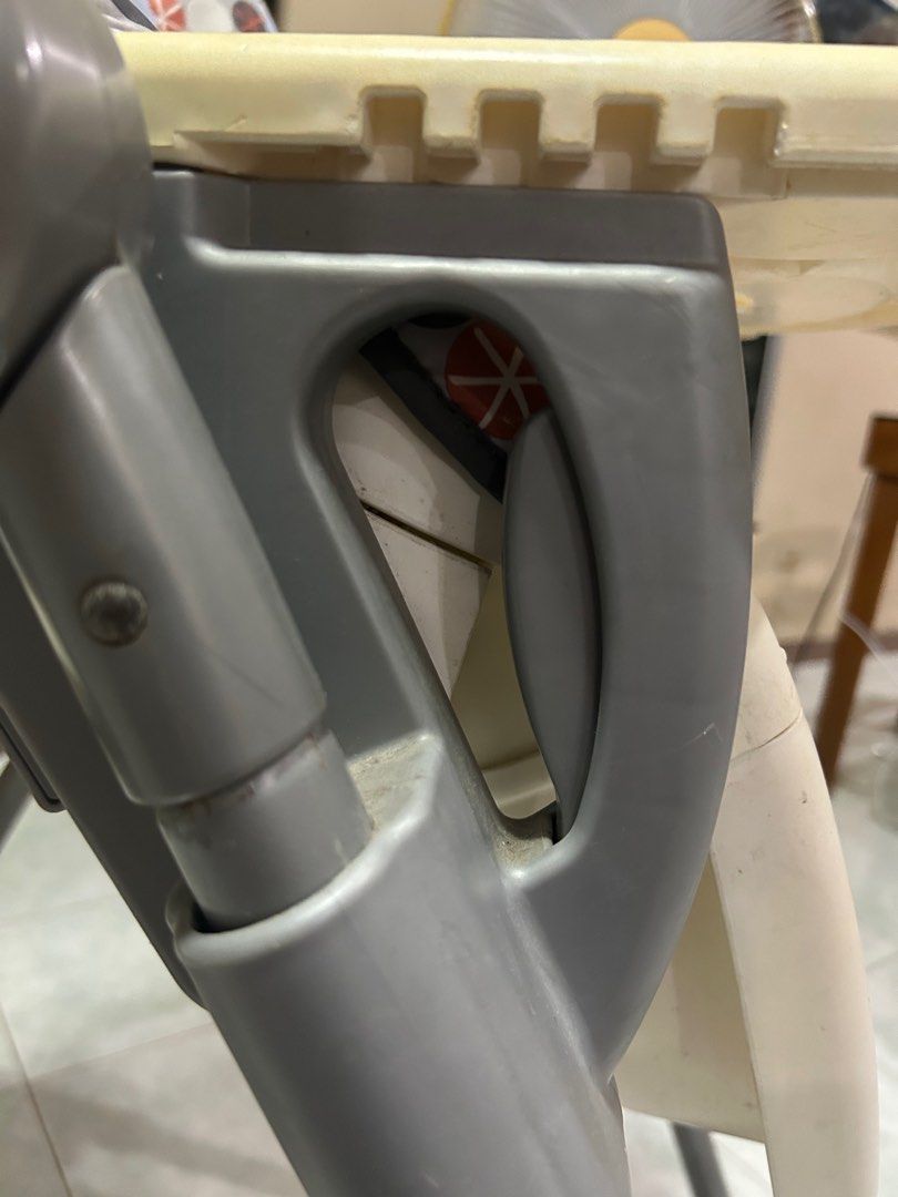 Safety 1st High Chair, Babies & Kids, Baby Nursery & Kids Furniture