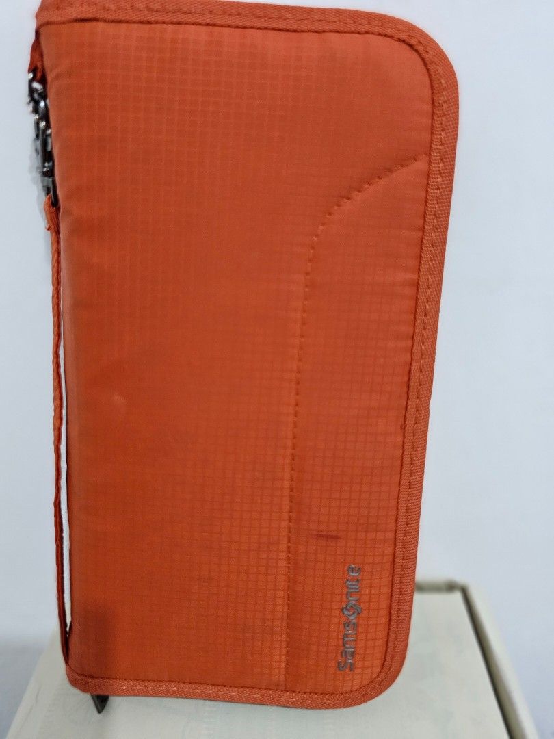 Samsonite RFID Zip Close Travel Wallet, Passport wallet, Men's Fashion