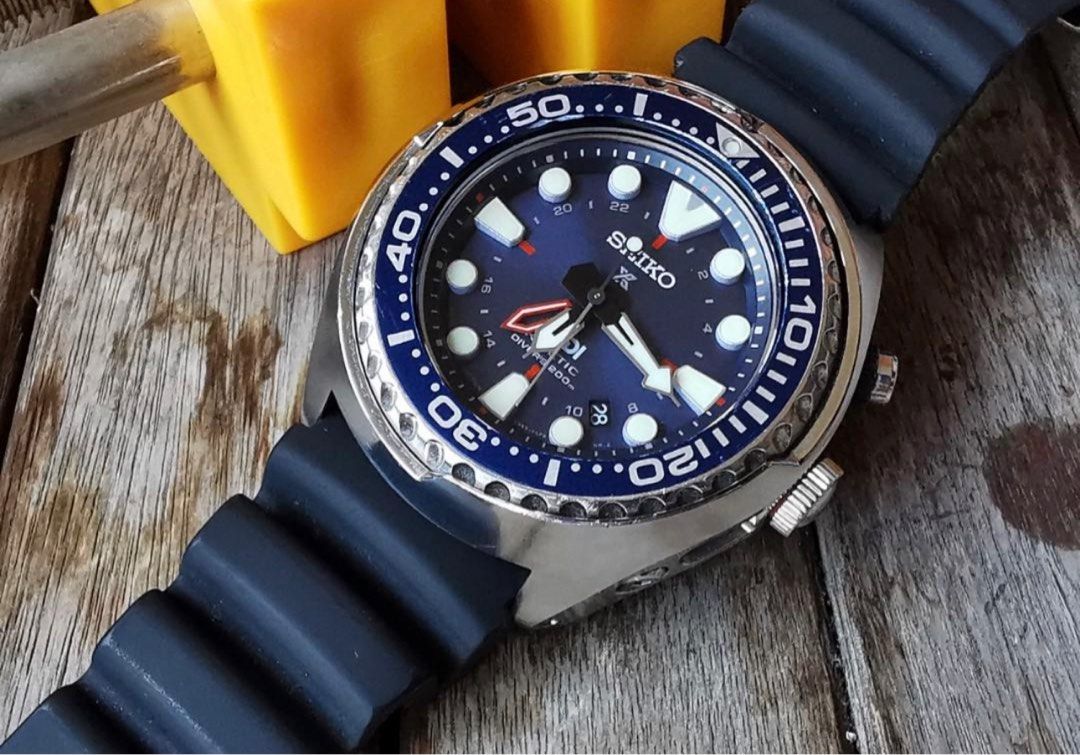 Seiko Padi Kinetic GMT watch blue rubber strap box set Luxury