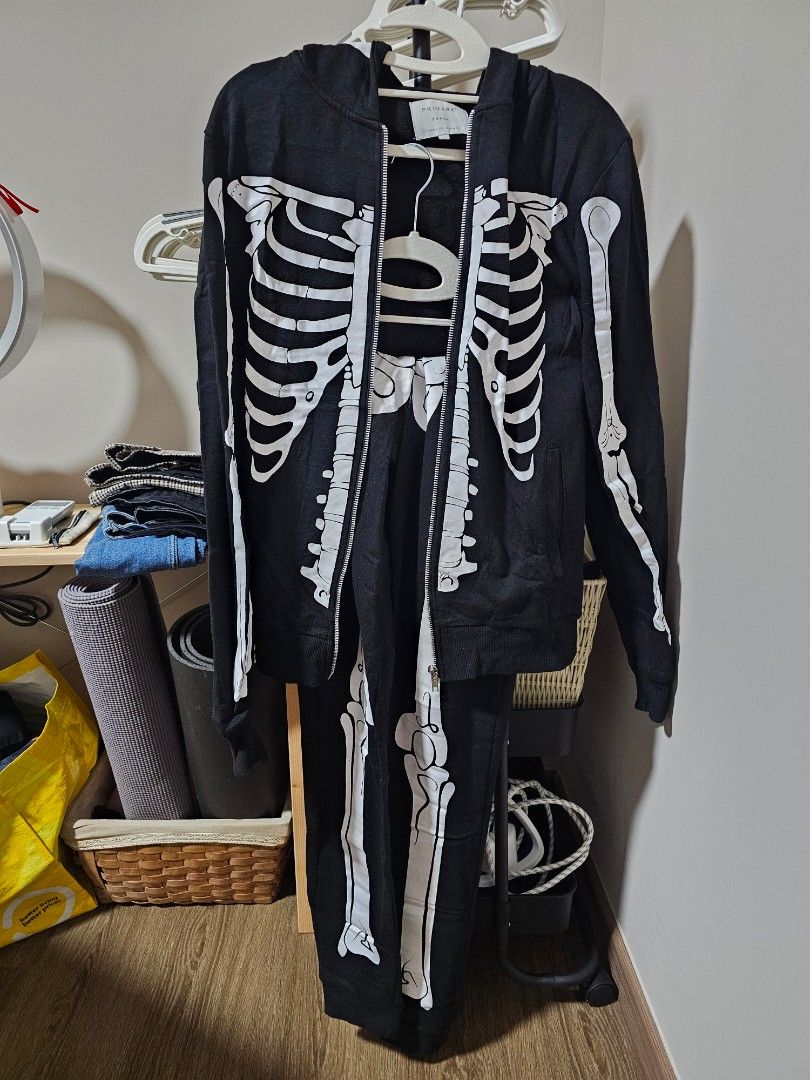 Skeleton hoodie and jogger set HALLOWEEN Men s Fashion Tops