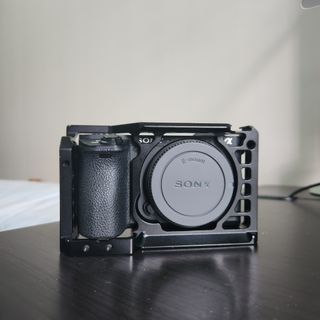 Sony a6500 with Smallrig Cage