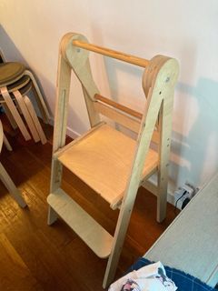Toddler Stepper Chair/Ladder (learning tower) 學習椅