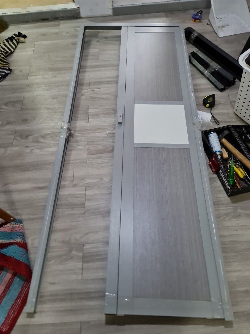 Toilet slide and swing doors. Bi fold., Furniture & Home Living