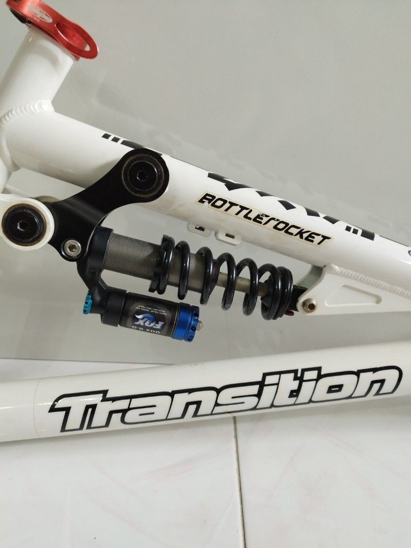 Transition bottlerocket frame top