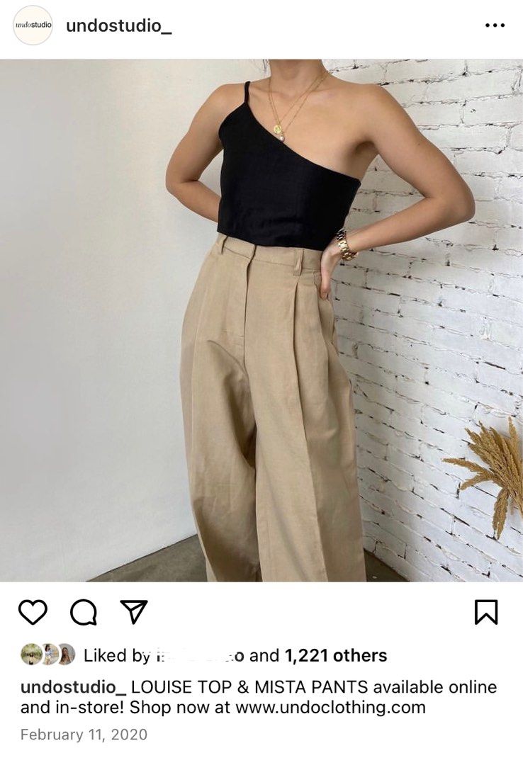 Undo Studio Louise Top (S) (Category: Sleeveless) located in Quezon City. Submitted by nmdeclutters (Listing ID 1254010176, Image 1). Description: Undo Studio Louise one shoulder Top in small Brand new, never worn Linen fabric Adjustable straps No longer sold in Undo website RFS: Decluttering, forgot I even had this! Shipping c/o buyer.