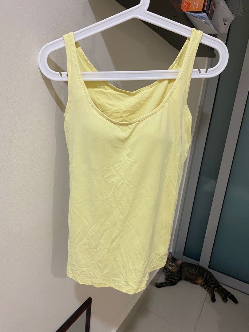 nike yellow singlet