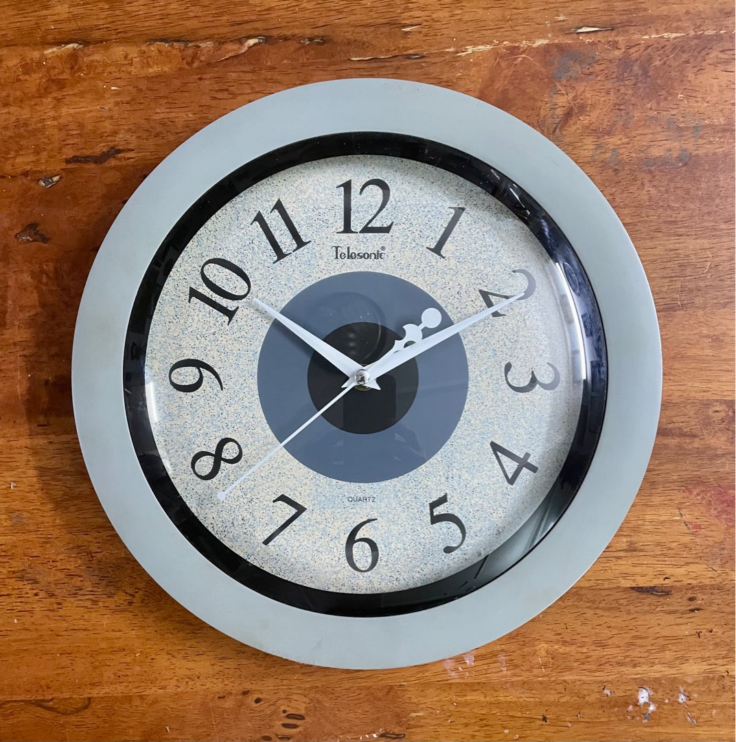 Vintage Telesonic Quartz Wall Clock Made in Taiwan 30cm, Furniture