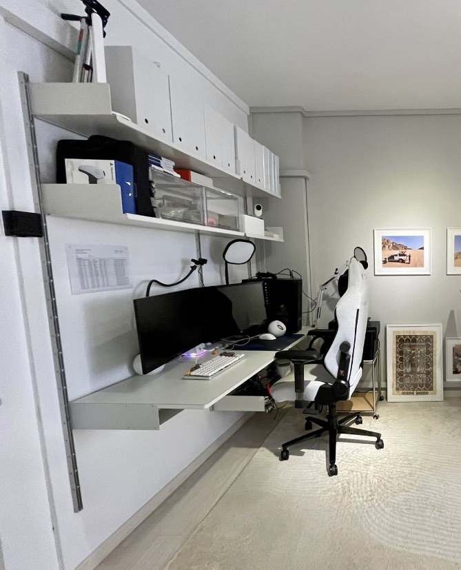 Vitsoe Shelves + Study Table, Furniture & Home Living, Furniture